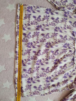 Blusa GAP floral lila morado Talla M