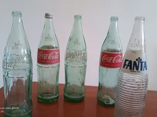 Lotto di 6 Vecchie Bottiglie di Coca-Cola e Fanta