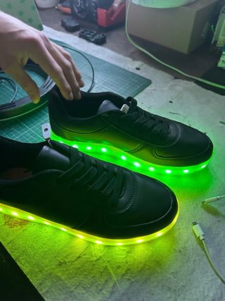 Zapatillas deportivas LED negras