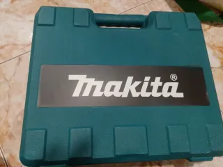 Taladro a batería Makita