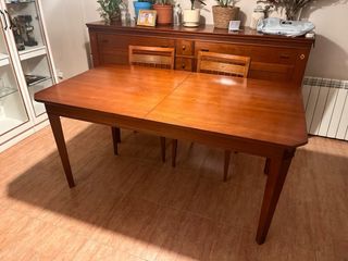 Mesa de comedor extensible de madera