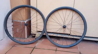 Ruedas Syncross Capital 1.0