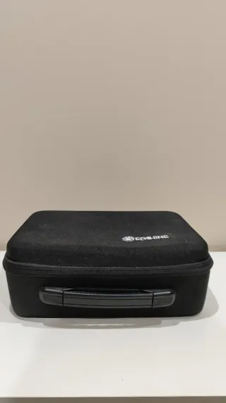 Maletín Drone Eachine con mando y 2 baterías.