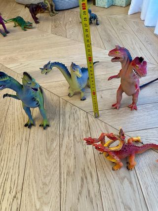 Lote 4 figuras dragones juguete