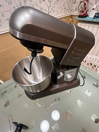 Amasadora Silvercrest color gris metalizado