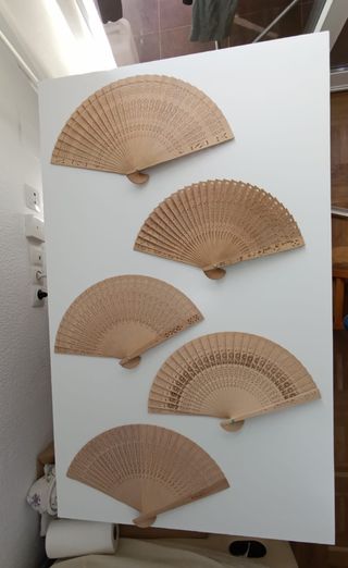 Set di ventagli decorativi