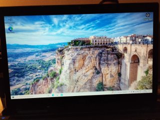 Acer Notebook Pantalla Grande Win y Mint