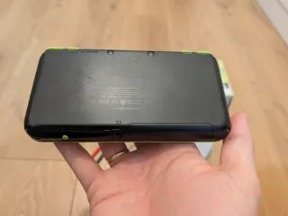 Nintendo New 2DS XL Nero/Verde