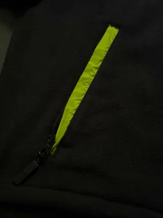 Sudadera Fila Polar Negra y Morada