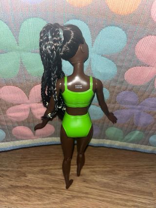 Muñeca Barbie Negra Traje Baño Verde