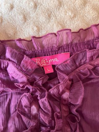 Vestido morado Káhyra con bordado y pedrería