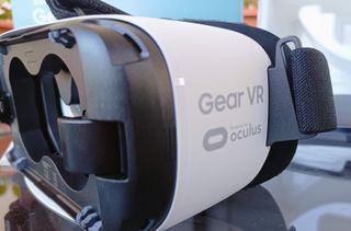 Visore Samsung Gear VR