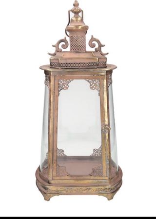 Farol de metal y vidrio dorado