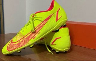 Scarpe Nike Mercurial Vapor 14 Club FG/MG Taglia 4