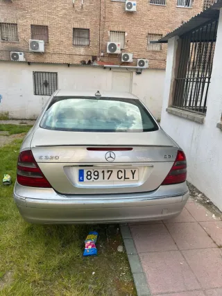 Mercedes-Benz Classe E (214) 2004