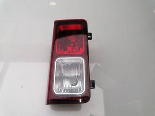 PILOTO TRASERO DERECHO NISSAN NV300 CAMPER 675189