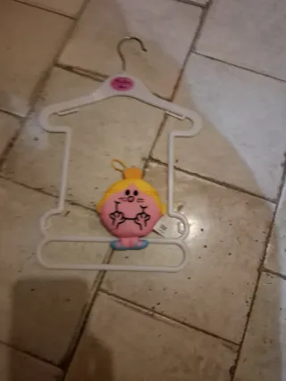 Peluche Mr. Men Little Miss Hanger