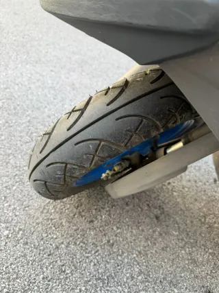 Suzuki Address 49cc Scooter Automática