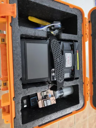Fusionadora de Fibra Óptica COMPTYCO A-81S
