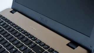 ASUS PORTATILE LAPTOP i5 SSD