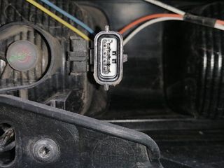 PILOTO TRASERO IZQUIERDO NISSAN NV300 CAMPER 675191