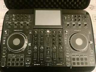 Denon DJ Mesa de Mezclas Profesional