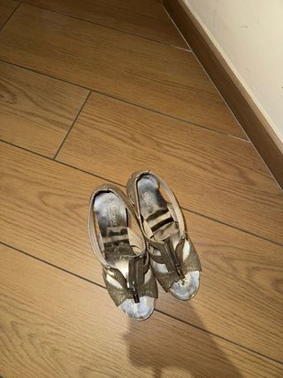 Sandalias de tacón Michael Kors oro/plata