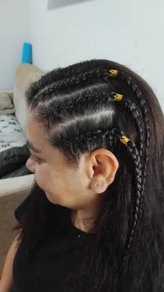 PELUQUERA CON EXPERIENCIA.