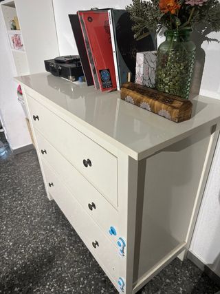 Cómoda IKEA HEMNES Blanca