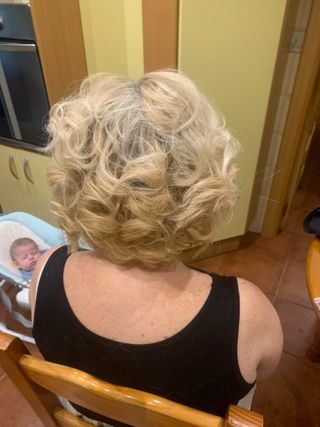 MAQUILLAJE Y PELUQUERIA A DOMICILIO