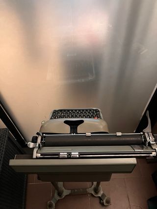 Máquina de escribir Olivetti
