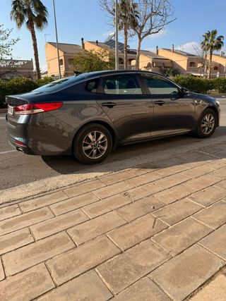 Kia Optima 2018 · Diesel · Automático