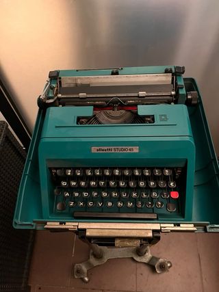 Olivetti Studio 45 Máquina de Escribir y funda ori