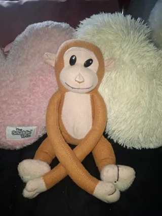 Mono de peluche suave
