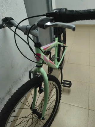 Bicicleta niña sin estrenar