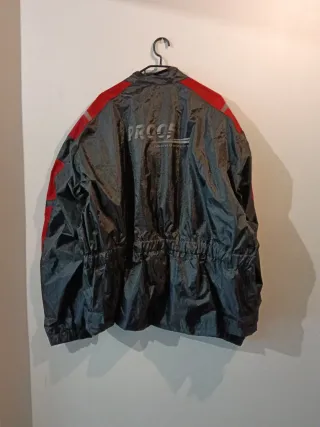 Chaqueta PRO-V Negra y Roja Vintage