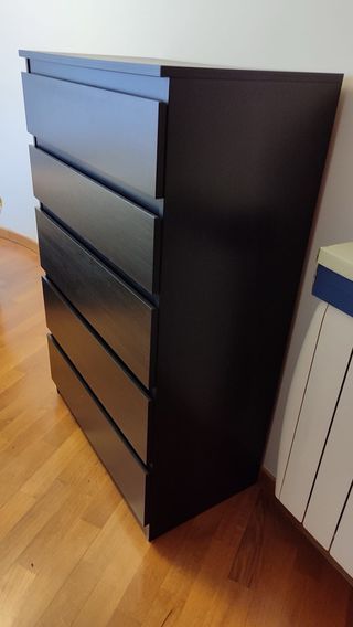 Cómoda 6 cajones + Mesitas de Noche