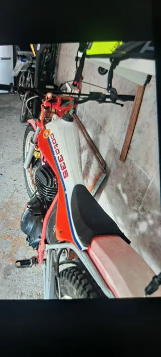 Montesa Cota 335 trial