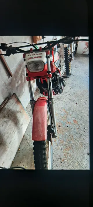 Montesa Cota 335 trial