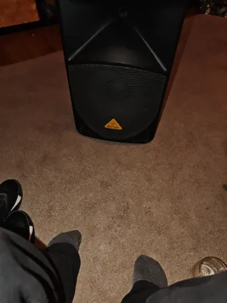 Altavoz Behringer Negro