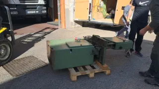 Sierra de cinta trifásica para metal