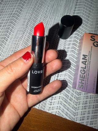 Lote 3 Labiales: Lovren, Sheglam, Special