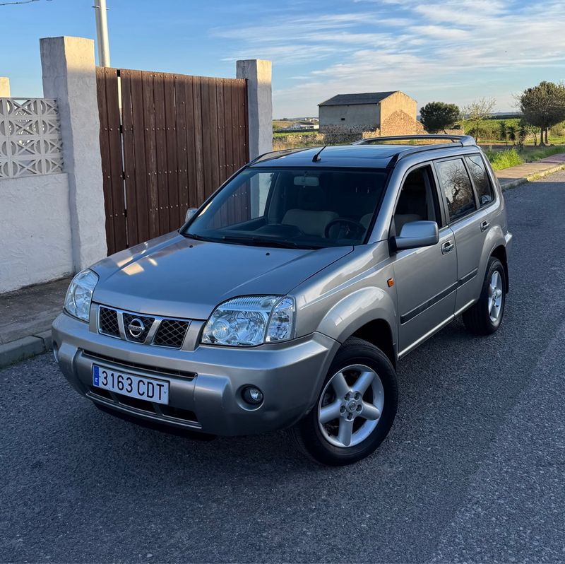 Nissan X-Trail 2004 - foto 1
