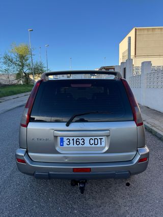 Nissan X-Trail 2004