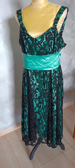 Vestido de fiesta verde y negro