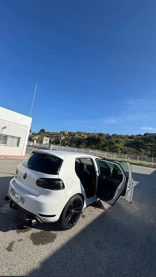 Volkswagen Golf 2011