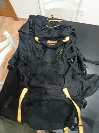 Mochilas de senderismo 90 y 60 litros.