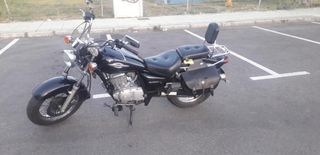 Suzuki Marauder 125 Negra