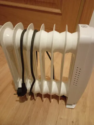 Radiador Aceite 700W Blanco