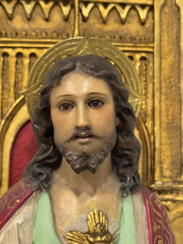 ANTIGUO SAGRADO CORAZÓN ENTRONADO ORO SELLADO OLOT